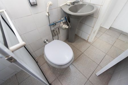 Casa à venda com 120m², 3 quartos e 1 vaga Casa à venda com 120m², 3 quartos e 1 vagaBanheiro