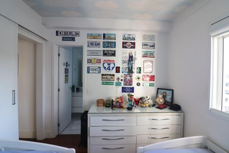 Apartamento à venda com 156m², 3 quartos e 3 vagasSuíte 2