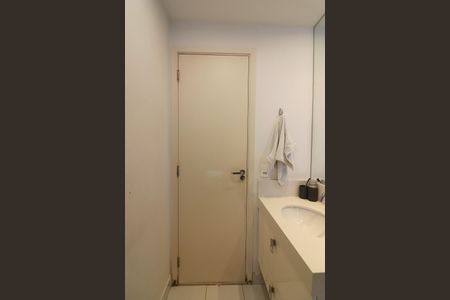 Apartamento à venda com 156m², 3 quartos e 3 vagasBanheiro da Suíte 3