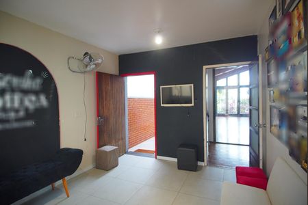 Casa à venda com 300m², 4 quartos e 4 vagasCozinha