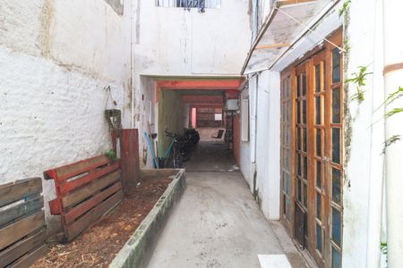 Casa para alugar com 30m², 1 quarto e sem vaga Casa para alugar com 30m², 1 quarto e sem vagaQuintal