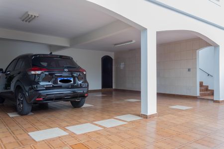 Casa à venda com 317m², 4 quartos e 5 vagasGaragem