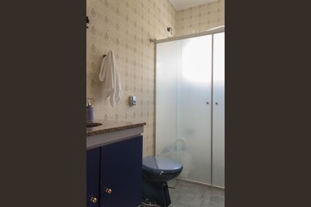 Casa à venda com 317m², 4 quartos e 5 vagasBanheiro