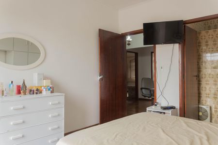 Casa à venda com 317m², 4 quartos e 5 vagasSuíte 1