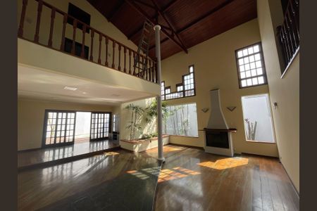 Sala 1 de casa de condomínio para alugar com 4 quartos, 326m² em Caiapia, Cotia