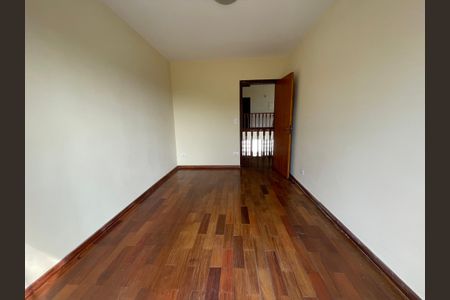 Casa de condomínio para alugar com 326m², 4 quartos e 6 vagas Casa de condomínio para alugar com 326m², 4 quartos e 6 vagasQuarto 1