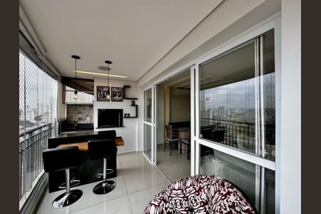 Apartamento para alugar com 109m², 3 quartos e 2 vagasVaranda