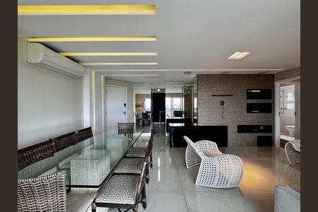 Apartamento para alugar com 109m², 3 quartos e 2 vagasSala