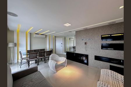 Apartamento para alugar com 109m², 3 quartos e 2 vagasSala