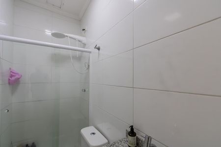 Casa de condomínio à venda com 103m², 2 quartos e 2 vagas Casa de condomínio à venda com 103m², 2 quartos e 2 vagasBanheiro da Suíte