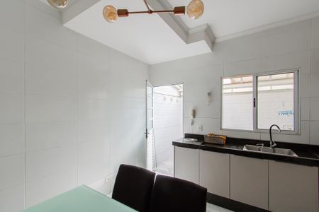 Casa de condomínio à venda com 103m², 2 quartos e 2 vagas Casa de condomínio à venda com 103m², 2 quartos e 2 vagasCozinha