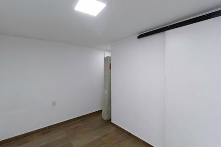 Casa à venda com 360m², 5 quartos e 4 vagas Casa à venda com 360m², 5 quartos e 4 vagasEdícula