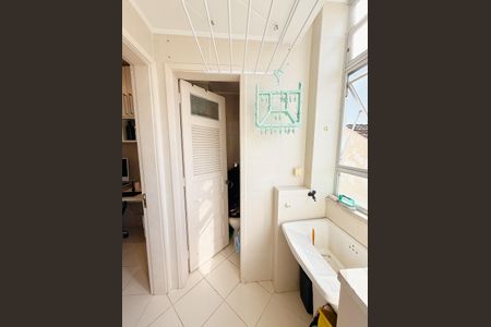 Apartamento à venda com 71m², 2 quartos e 1 vaga Apartamento à venda com 71m², 2 quartos e 1 vagaÁrea de Serviço