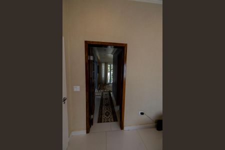 Casa de condomínio para alugar com 390m², 7 quartos e 4 vagasCorredor