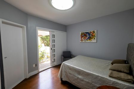 Casa de condomínio para alugar com 390m², 7 quartos e 4 vagasQuarto 1