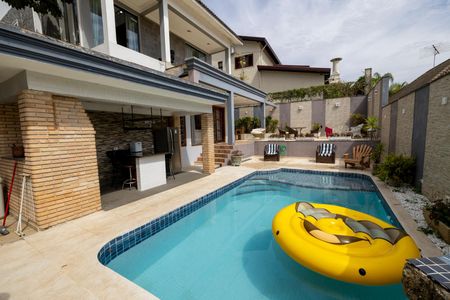 Casa de condomínio para alugar com 390m², 7 quartos e 4 vagasÁrea Externa