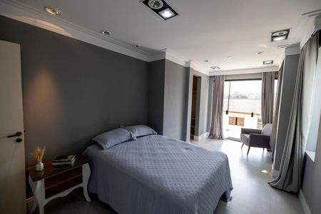 Casa de condomínio para alugar com 390m², 7 quartos e 4 vagasSuite 1