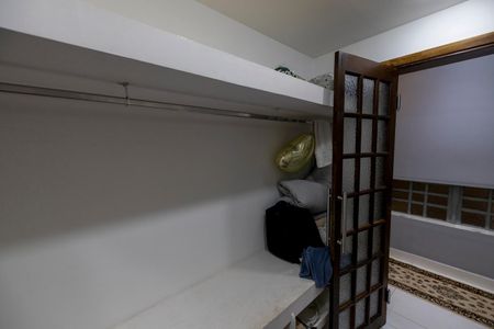 Casa de condomínio para alugar com 390m², 7 quartos e 4 vagasSuíte 3