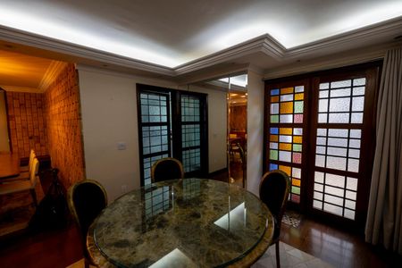 Casa de condomínio para alugar com 390m², 7 quartos e 4 vagasSala de Jantar