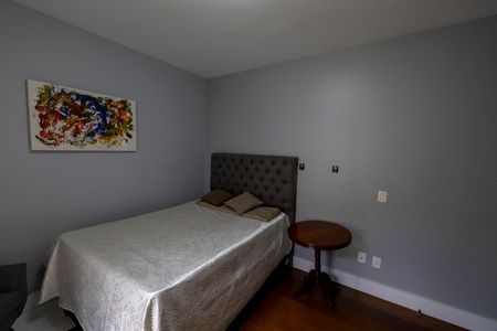 Casa de condomínio para alugar com 390m², 7 quartos e 4 vagasQuarto 1