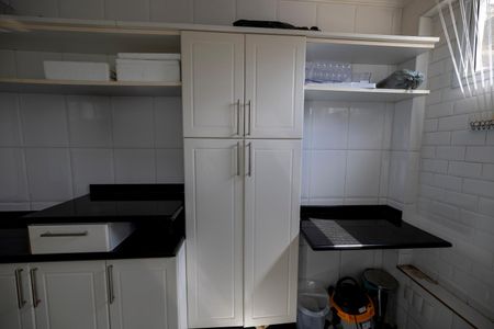 Casa de condomínio para alugar com 390m², 7 quartos e 4 vagasÁrea de Serviço