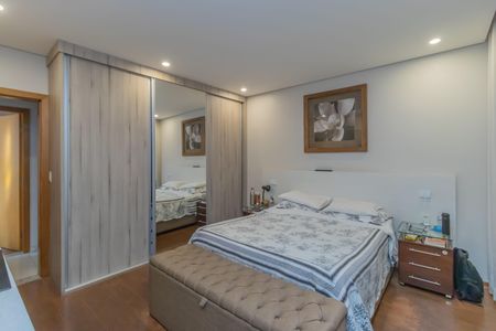 Apartamento à venda com 102m², 3 quartos e 2 vagasSuíte