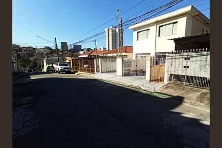 Casa para alugar com 60m², 2 quartos e 1 vagaFachada