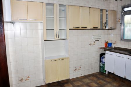 Casa para alugar com 60m², 2 quartos e 1 vagaCozinha