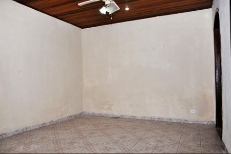 Casa para alugar com 60m², 2 quartos e 1 vagaSala