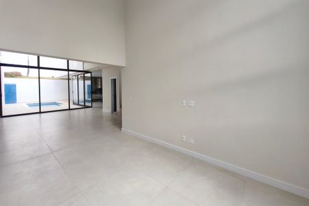 Sala de Estar de casa de condomínio à venda com 3 quartos, 260m² em Swiss Park, Campinas