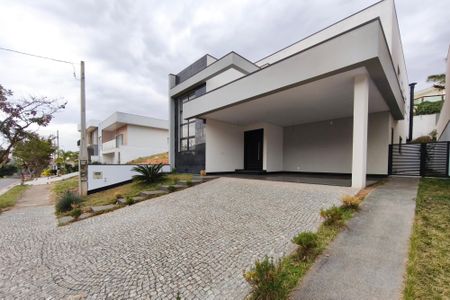 Casa de condomínio à venda com 260m², 3 quartos e 4 vagasGaragem