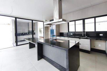 Casa de condomínio à venda com 260m², 3 quartos e 4 vagasCozinha