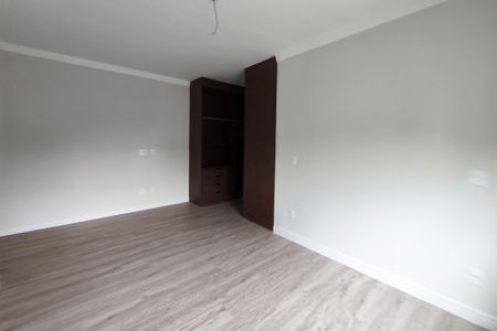 Suíte 1 de casa de condomínio à venda com 3 quartos, 260m² em Swiss Park, Campinas