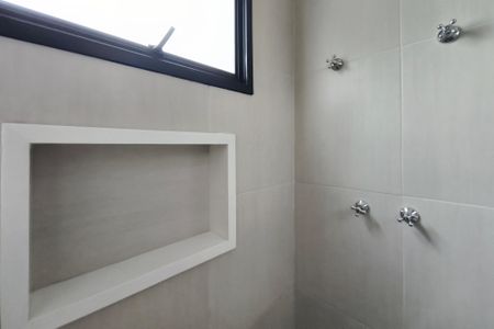 Casa de condomínio à venda com 260m², 3 quartos e 4 vagasBanheiro da Suíte 2