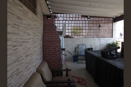 Casa à venda com 170m², 2 quartos e 1 vagaTerraço