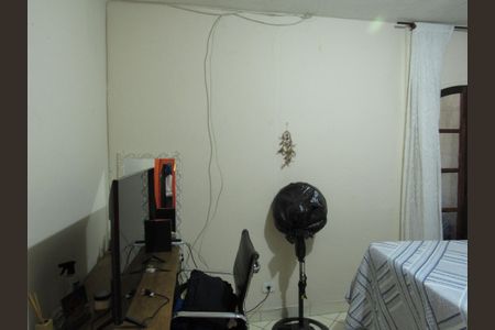 Quarto 1 de casa à venda com 2 quartos, 170m² em Veloso, Osasco