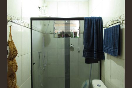 Casa à venda com 170m², 2 quartos e 1 vagaBanheiro