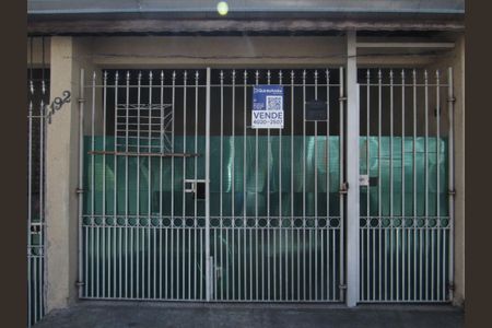 Casa à venda com 170m², 2 quartos e 1 vagaFachada