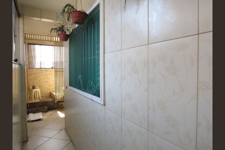 Casa à venda com 170m², 2 quartos e 1 vagaÁrea externa