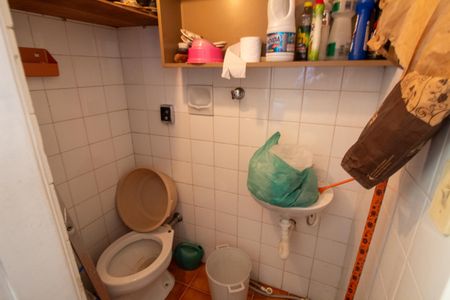 Apartamento para alugar com 75m², 2 quartos e 1 vagaBanheiro de Serviço