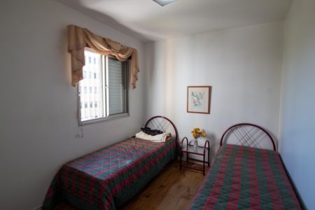 Apartamento para alugar com 75m², 2 quartos e 1 vagaQuarto 1