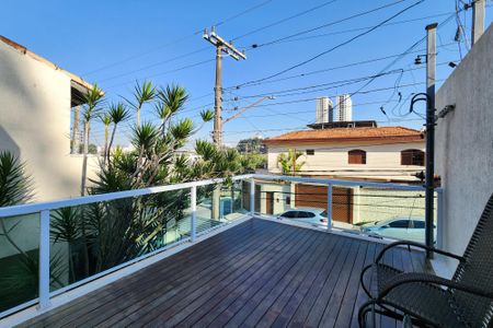 Casa à venda com 150m², 3 quartos e 2 vagas Casa à venda com 150m², 3 quartos e 2 vagasVaranda do Quarto 2