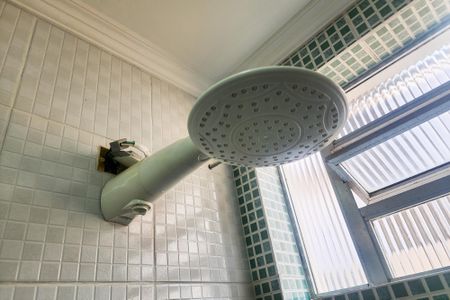 Casa à venda com 150m², 3 quartos e 2 vagas Casa à venda com 150m², 3 quartos e 2 vagasBanheiro