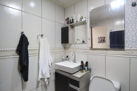 Apartamento à venda com 57m², 2 quartos e 2 vagasBanheiro