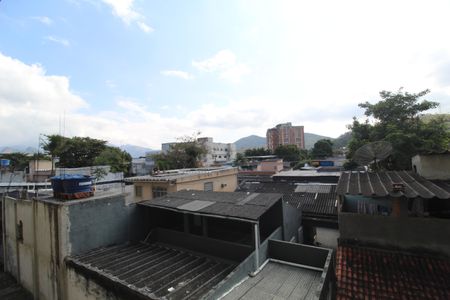 Apartamento à venda com 57m², 2 quartos e 2 vagasQuarto 2 - Vista