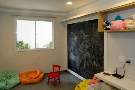 Apartamento para alugar com 43m², 2 quartos e sem vaga Apartamento para alugar com 43m², 2 quartos e sem vagaÁrea Comum - Playground