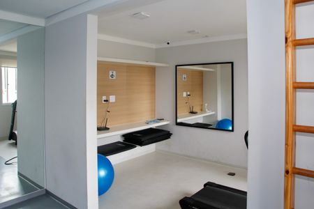 Apartamento para alugar com 43m², 2 quartos e sem vaga Apartamento para alugar com 43m², 2 quartos e sem vagaÁrea comum - Academia