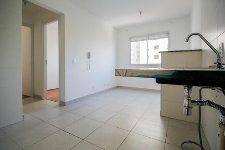 Apartamento para alugar com 43m², 2 quartos e sem vaga Apartamento para alugar com 43m², 2 quartos e sem vagaCozinha