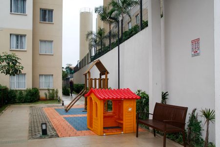 Apartamento para alugar com 43m², 2 quartos e sem vaga Apartamento para alugar com 43m², 2 quartos e sem vagaÁrea Comum - Playground