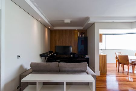 Apartamento à venda com 117m², 3 quartos e 3 vagas Apartamento à venda com 117m², 3 quartos e 3 vagasSala